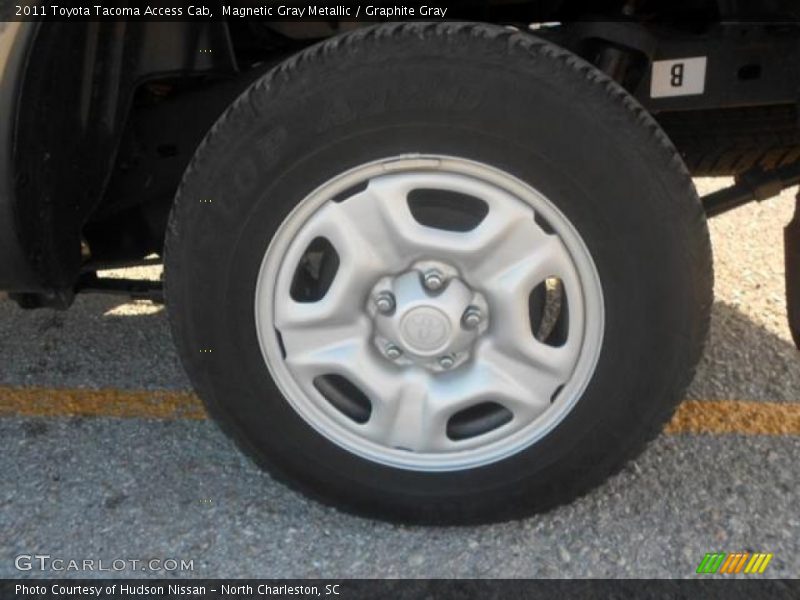 Magnetic Gray Metallic / Graphite Gray 2011 Toyota Tacoma Access Cab