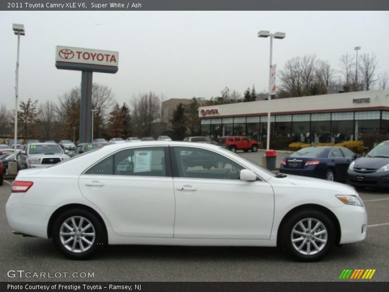 Super White / Ash 2011 Toyota Camry XLE V6