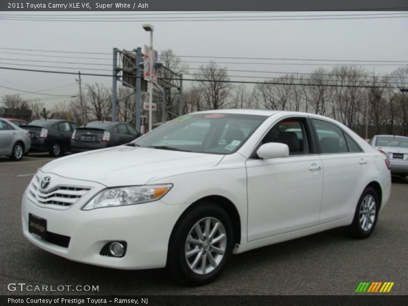 Super White / Ash 2011 Toyota Camry XLE V6