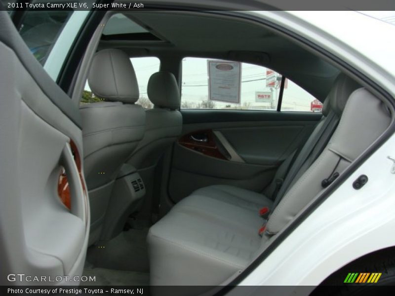Super White / Ash 2011 Toyota Camry XLE V6