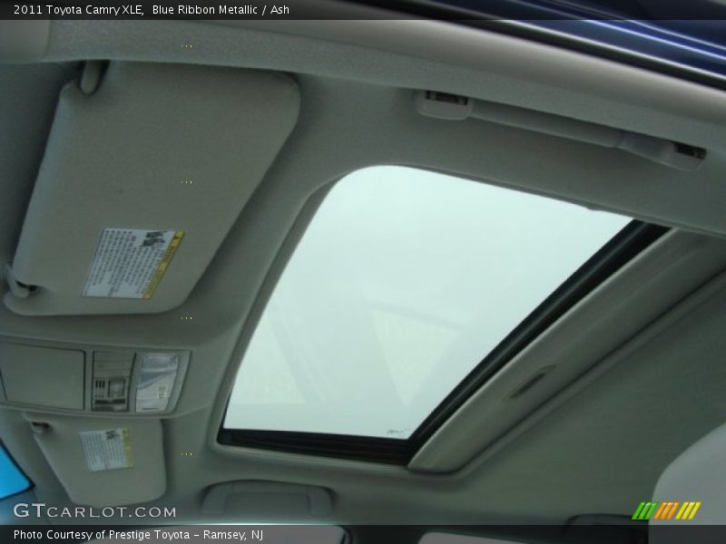 Blue Ribbon Metallic / Ash 2011 Toyota Camry XLE