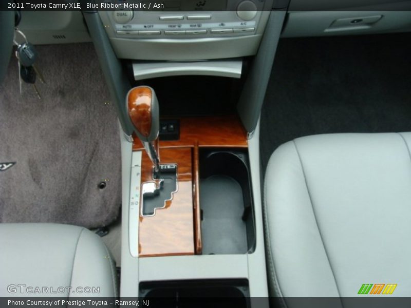 Blue Ribbon Metallic / Ash 2011 Toyota Camry XLE