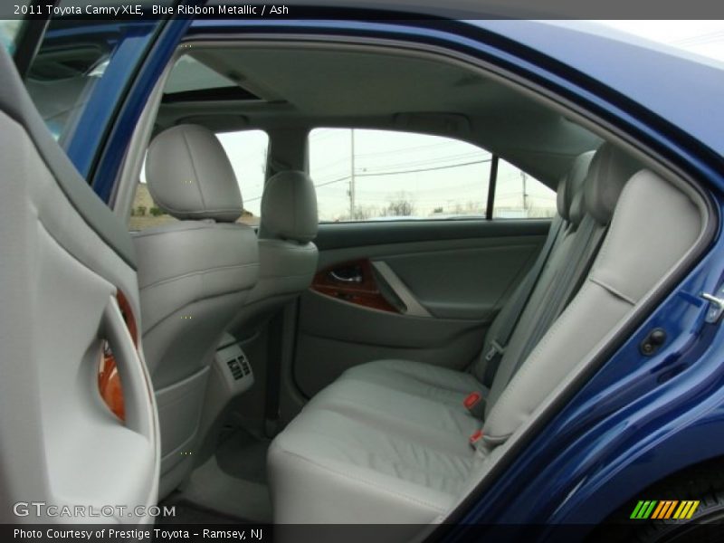 Blue Ribbon Metallic / Ash 2011 Toyota Camry XLE