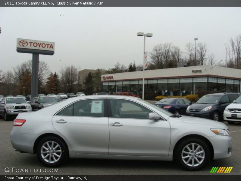 Classic Silver Metallic / Ash 2011 Toyota Camry XLE V6
