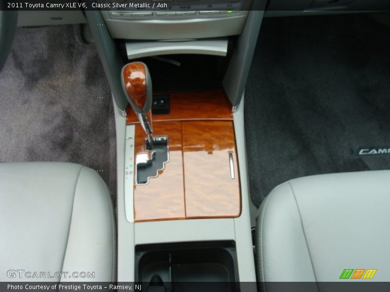 Classic Silver Metallic / Ash 2011 Toyota Camry XLE V6