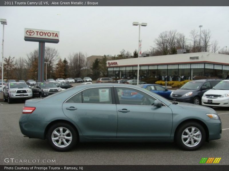 Aloe Green Metallic / Bisque 2011 Toyota Camry LE V6