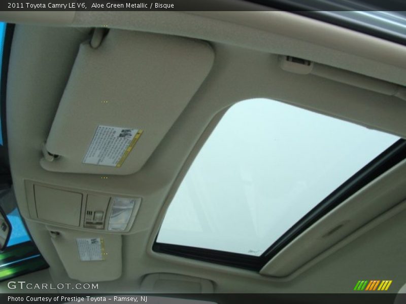 Aloe Green Metallic / Bisque 2011 Toyota Camry LE V6