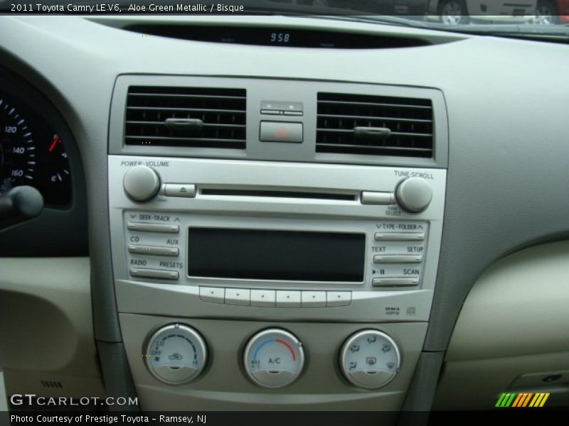Aloe Green Metallic / Bisque 2011 Toyota Camry LE V6