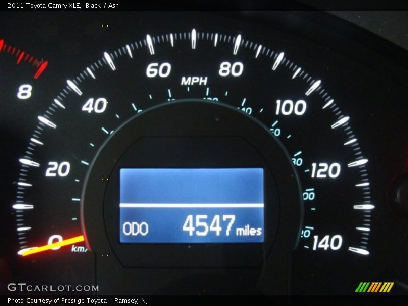 Black / Ash 2011 Toyota Camry XLE