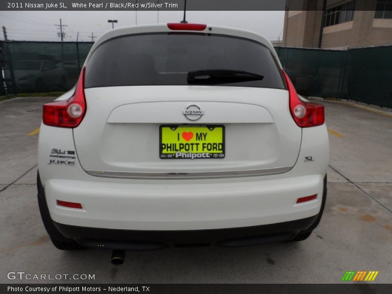 White Pearl / Black/Red w/Silver Trim 2011 Nissan Juke SL