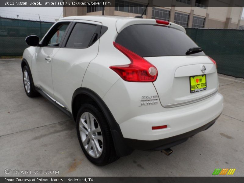 White Pearl / Black/Red w/Silver Trim 2011 Nissan Juke SL