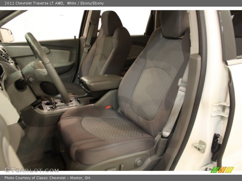 White / Ebony/Ebony 2011 Chevrolet Traverse LT AWD