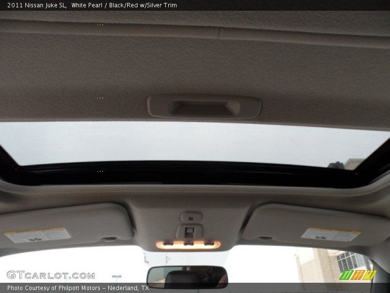 White Pearl / Black/Red w/Silver Trim 2011 Nissan Juke SL
