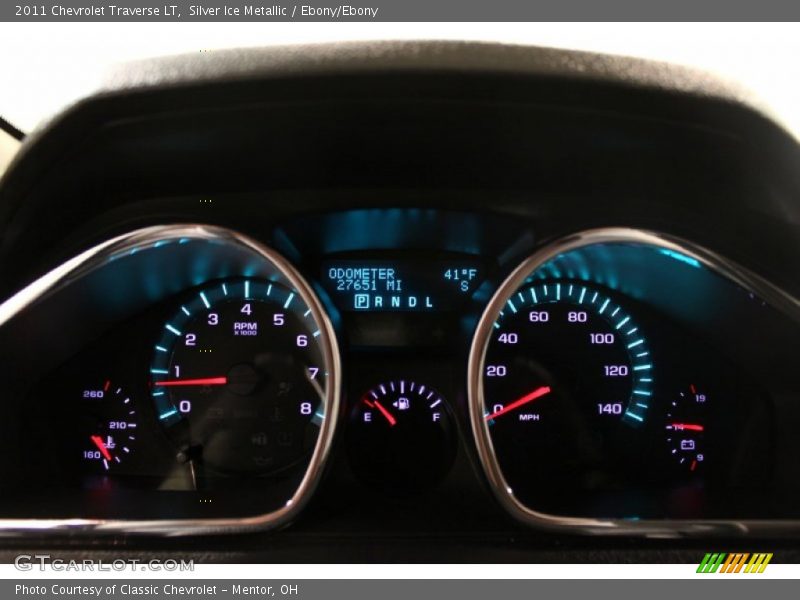 Silver Ice Metallic / Ebony/Ebony 2011 Chevrolet Traverse LT