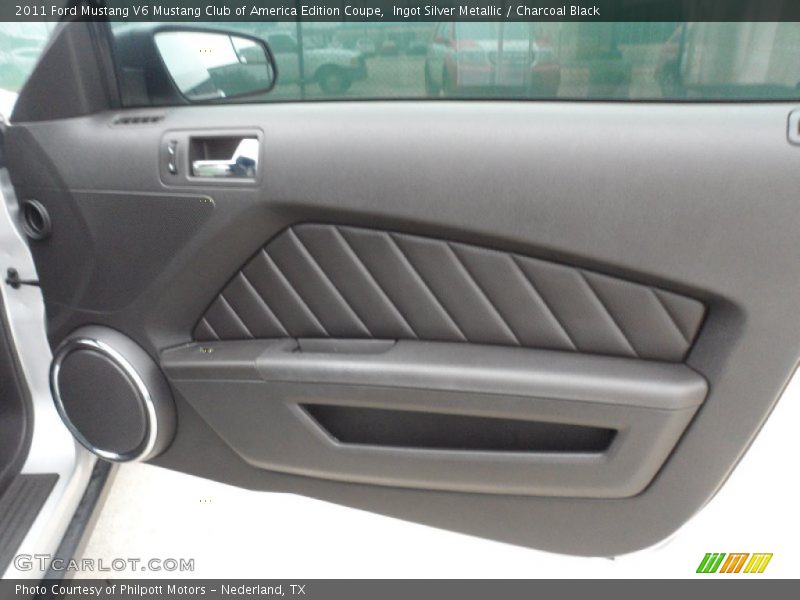 Door Panel of 2011 Mustang V6 Mustang Club of America Edition Coupe