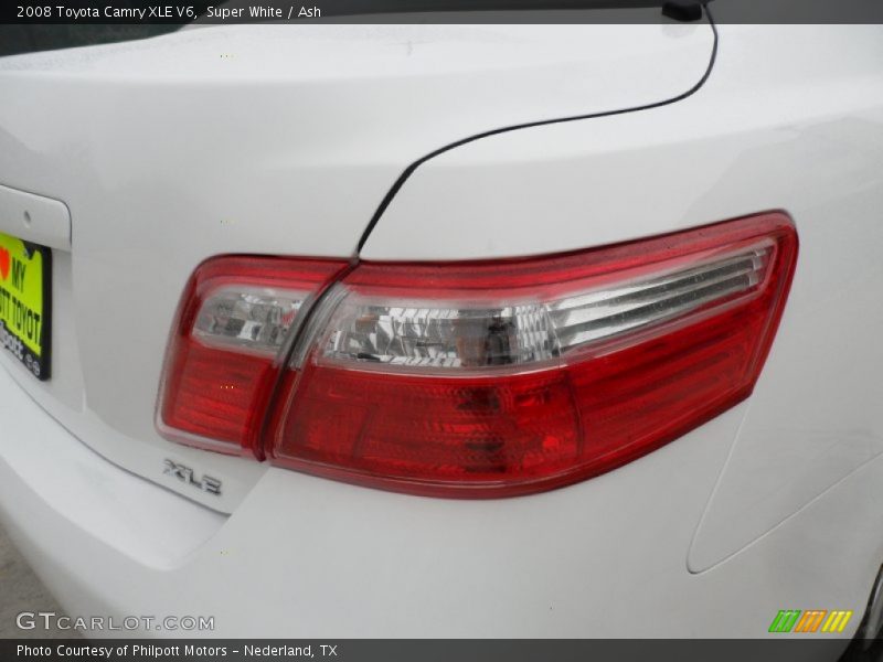 Super White / Ash 2008 Toyota Camry XLE V6