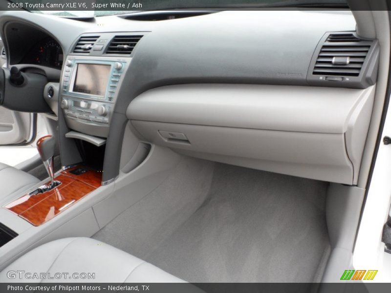 Super White / Ash 2008 Toyota Camry XLE V6