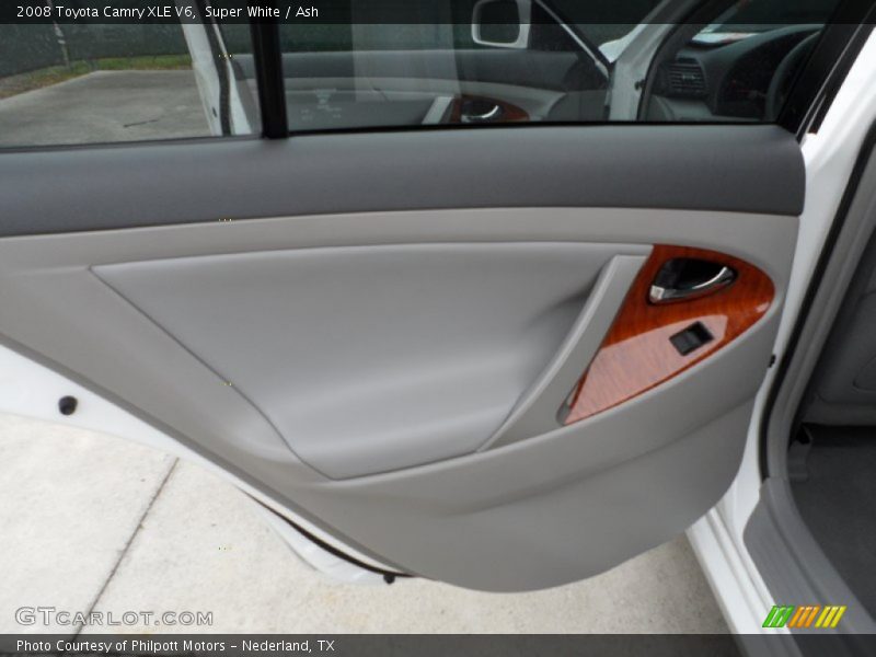 Super White / Ash 2008 Toyota Camry XLE V6