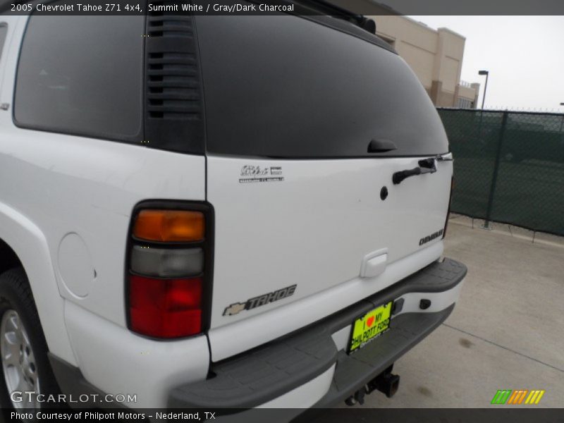 Summit White / Gray/Dark Charcoal 2005 Chevrolet Tahoe Z71 4x4