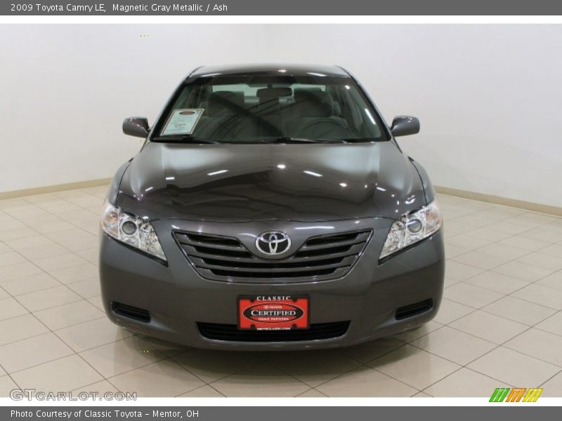 Magnetic Gray Metallic / Ash 2009 Toyota Camry LE