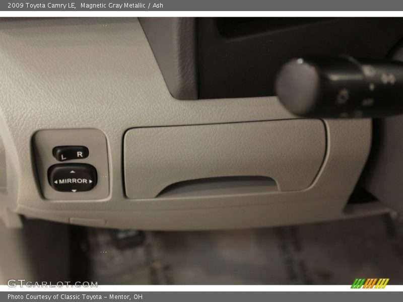 Magnetic Gray Metallic / Ash 2009 Toyota Camry LE