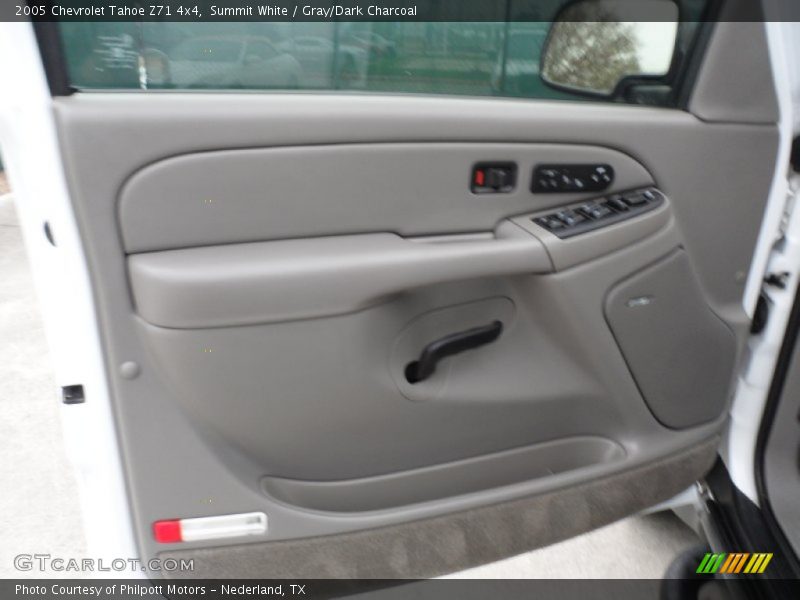 Summit White / Gray/Dark Charcoal 2005 Chevrolet Tahoe Z71 4x4