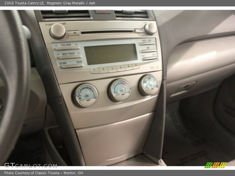 Magnetic Gray Metallic / Ash 2009 Toyota Camry LE