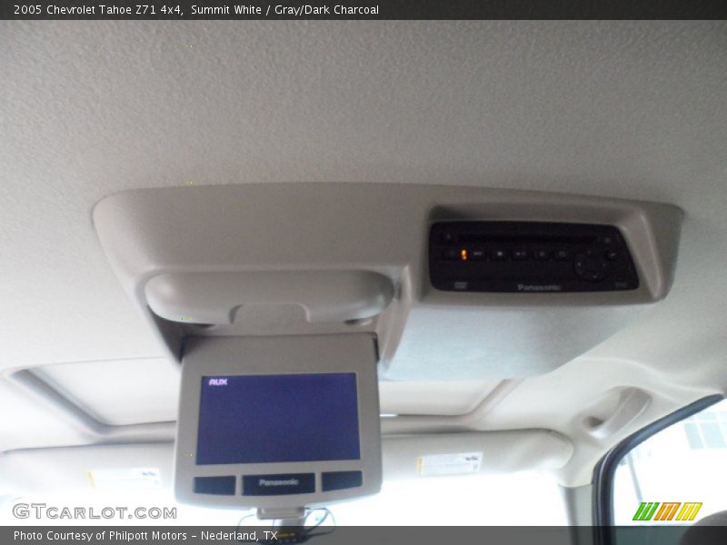 Summit White / Gray/Dark Charcoal 2005 Chevrolet Tahoe Z71 4x4