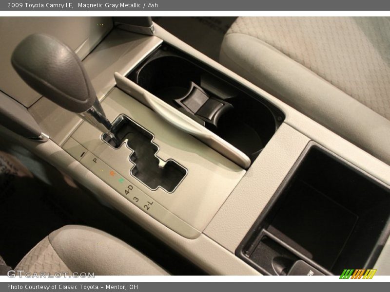Magnetic Gray Metallic / Ash 2009 Toyota Camry LE