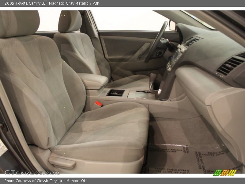 Magnetic Gray Metallic / Ash 2009 Toyota Camry LE