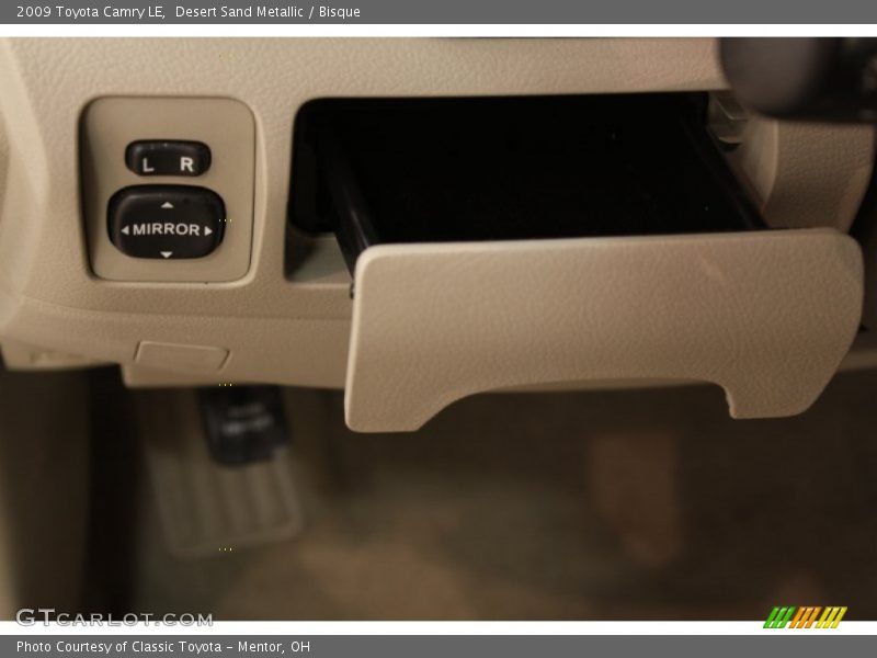 Desert Sand Metallic / Bisque 2009 Toyota Camry LE