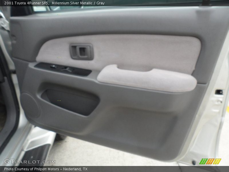 Millennium Silver Metallic / Gray 2001 Toyota 4Runner SR5