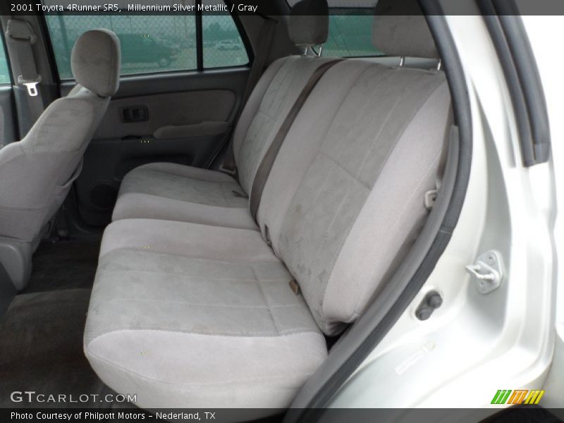 Millennium Silver Metallic / Gray 2001 Toyota 4Runner SR5