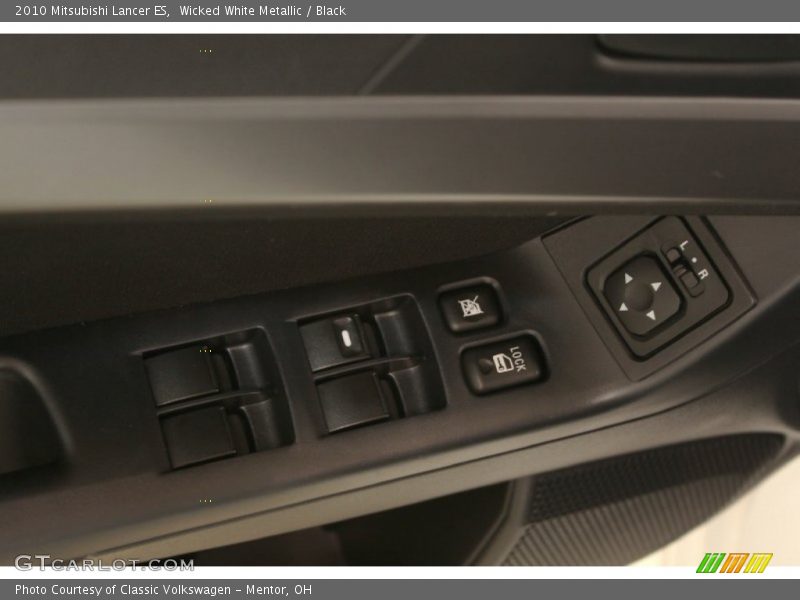 Wicked White Metallic / Black 2010 Mitsubishi Lancer ES