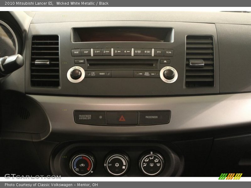 Wicked White Metallic / Black 2010 Mitsubishi Lancer ES