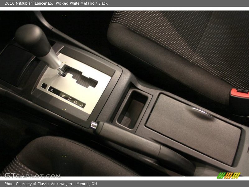 Wicked White Metallic / Black 2010 Mitsubishi Lancer ES