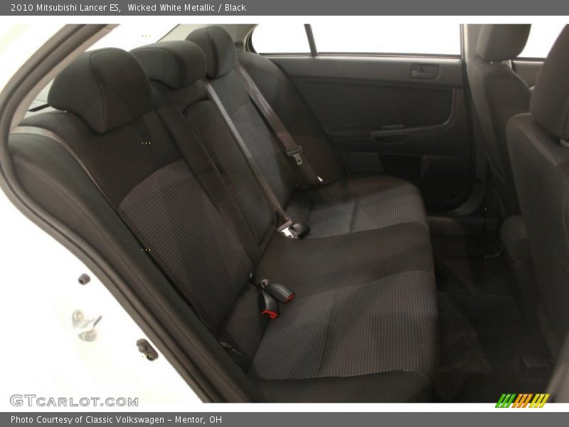 Wicked White Metallic / Black 2010 Mitsubishi Lancer ES