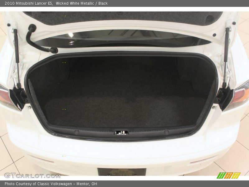 Wicked White Metallic / Black 2010 Mitsubishi Lancer ES