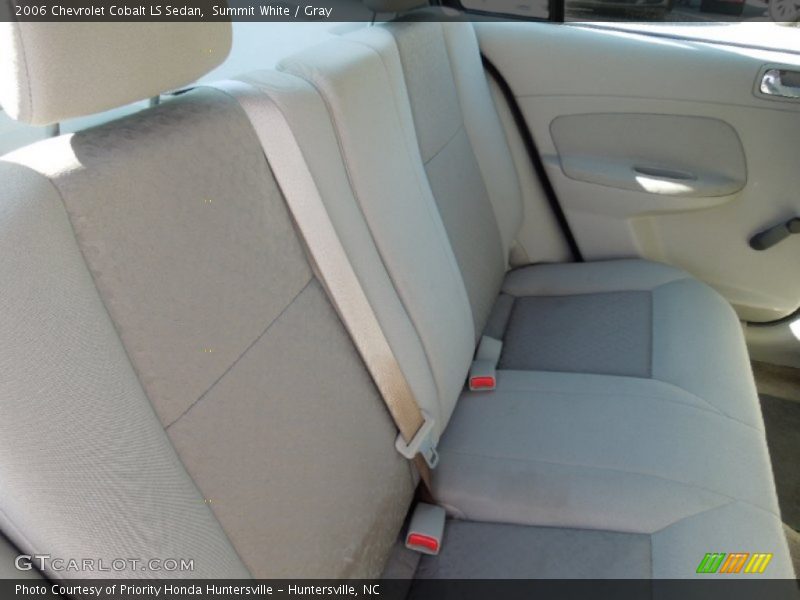 Summit White / Gray 2006 Chevrolet Cobalt LS Sedan