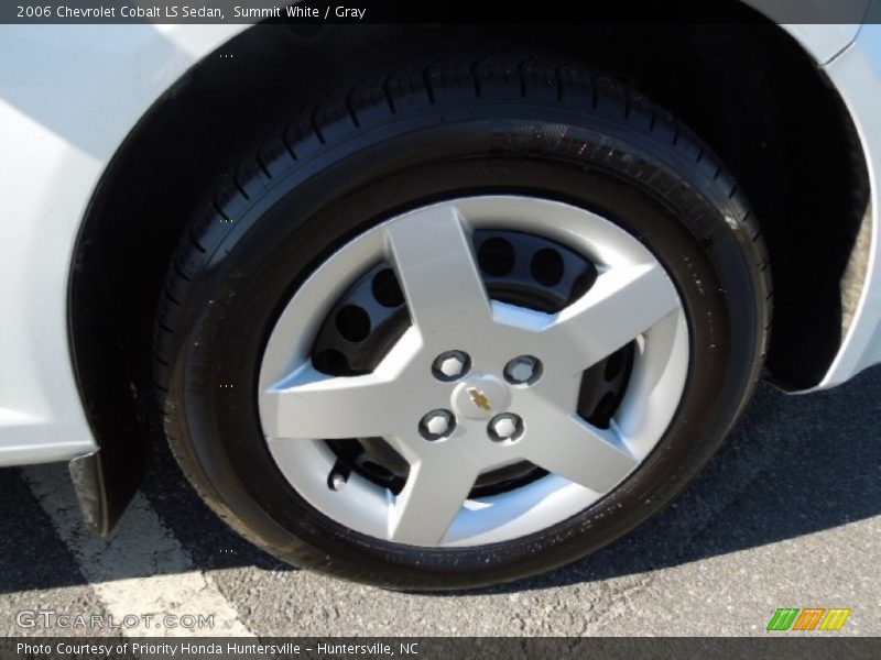 Summit White / Gray 2006 Chevrolet Cobalt LS Sedan
