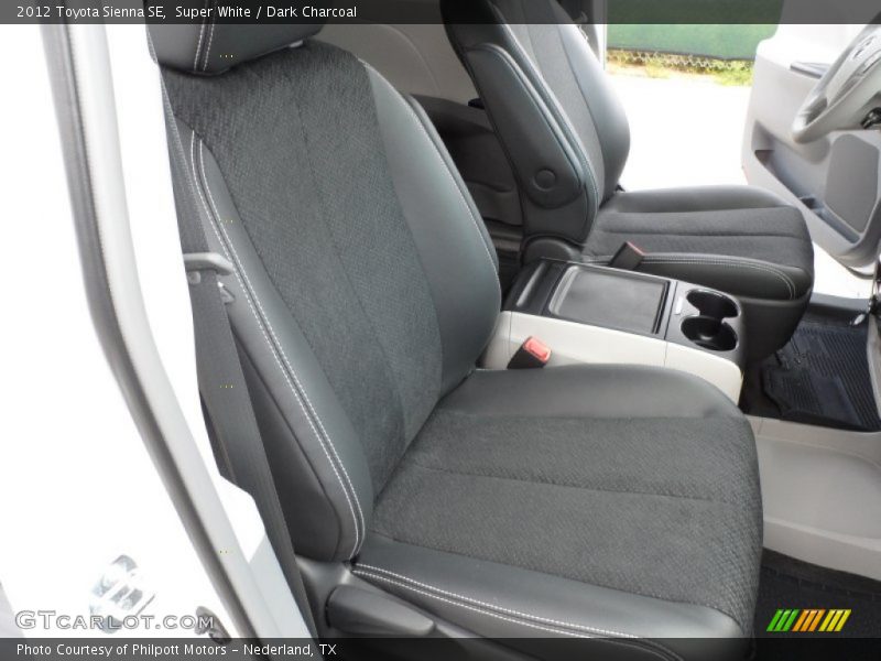 Super White / Dark Charcoal 2012 Toyota Sienna SE
