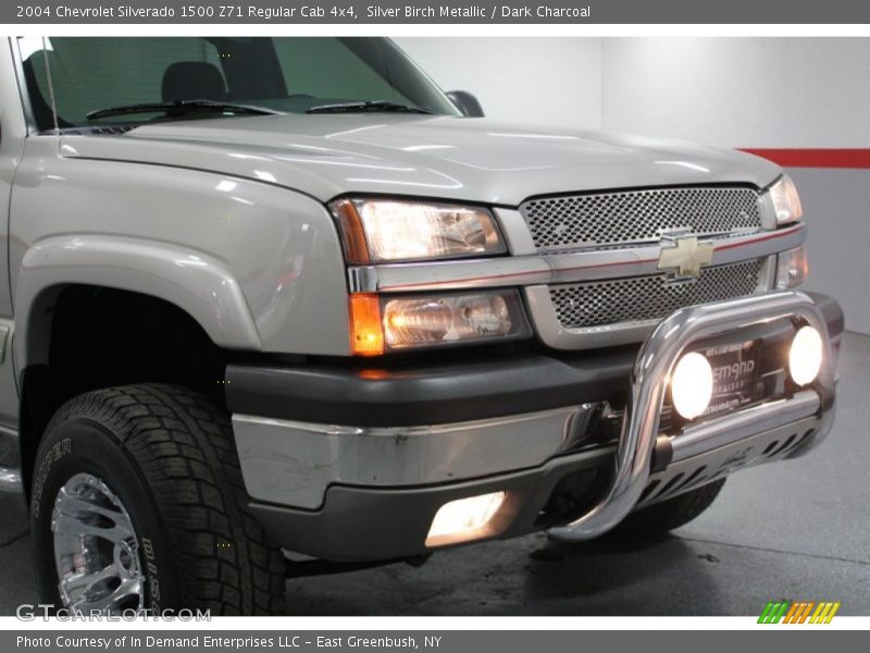 Silver Birch Metallic / Dark Charcoal 2004 Chevrolet Silverado 1500 Z71 Regular Cab 4x4