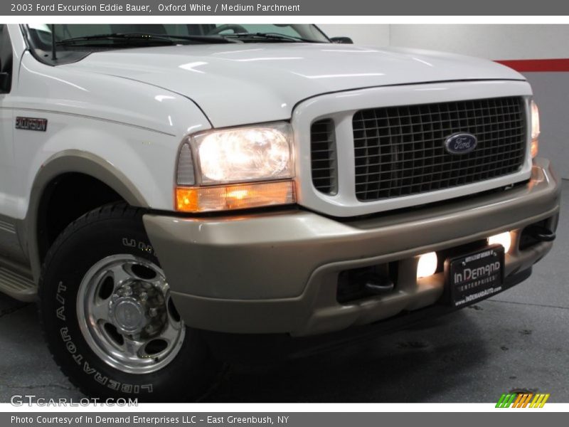 Oxford White / Medium Parchment 2003 Ford Excursion Eddie Bauer