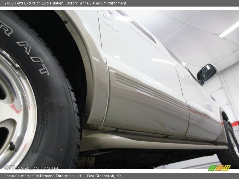 Oxford White / Medium Parchment 2003 Ford Excursion Eddie Bauer