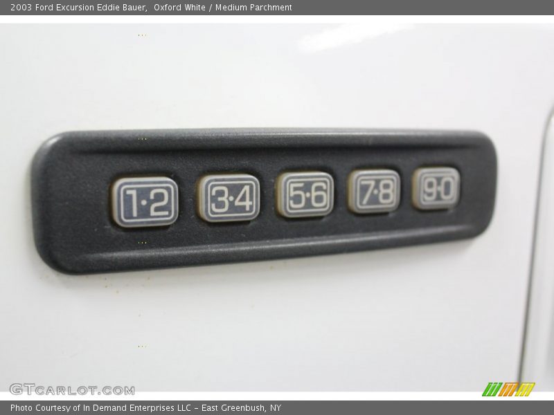 Oxford White / Medium Parchment 2003 Ford Excursion Eddie Bauer