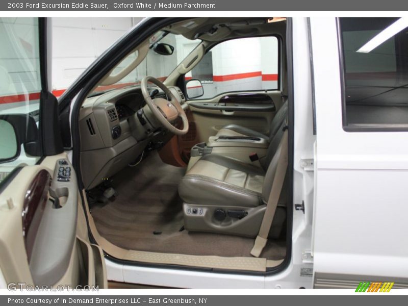 Oxford White / Medium Parchment 2003 Ford Excursion Eddie Bauer