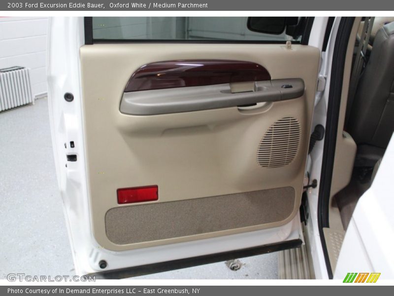 Oxford White / Medium Parchment 2003 Ford Excursion Eddie Bauer