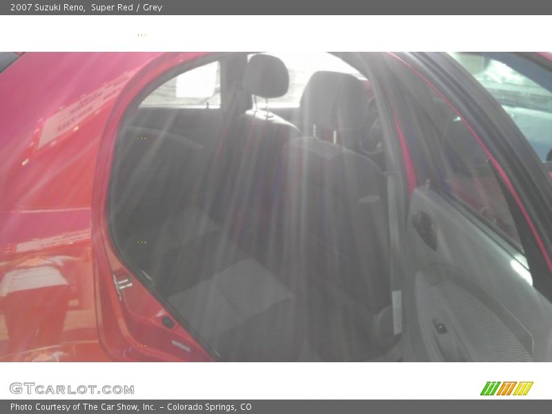 Super Red / Grey 2007 Suzuki Reno