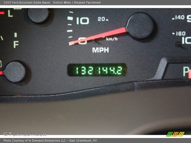 Oxford White / Medium Parchment 2003 Ford Excursion Eddie Bauer