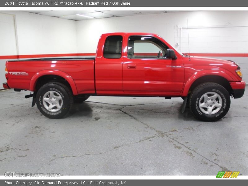 Radiant Red / Oak Beige 2001 Toyota Tacoma V6 TRD Xtracab 4x4
